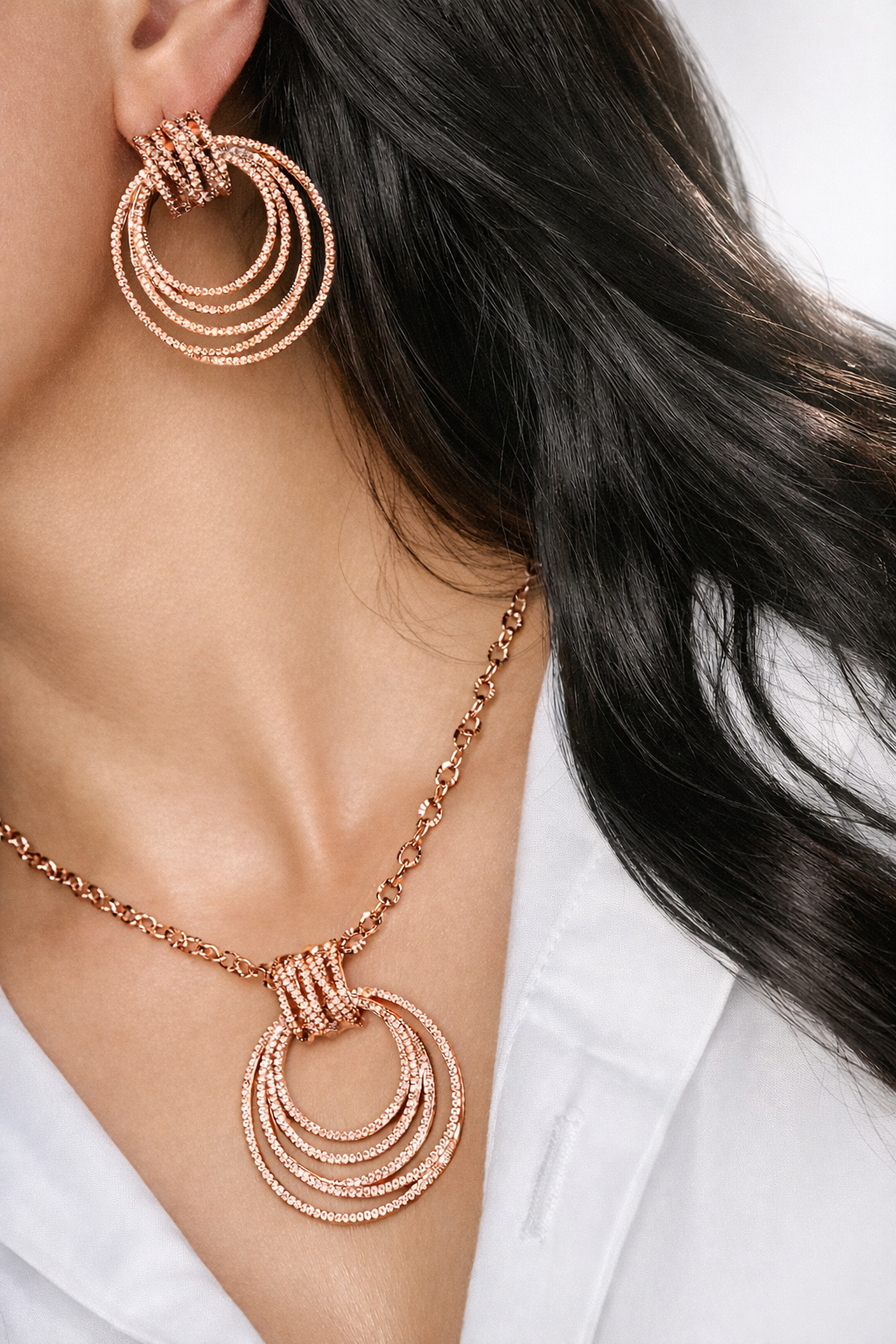 Éclat Rosé – sautoir &boucle en Rose Gold