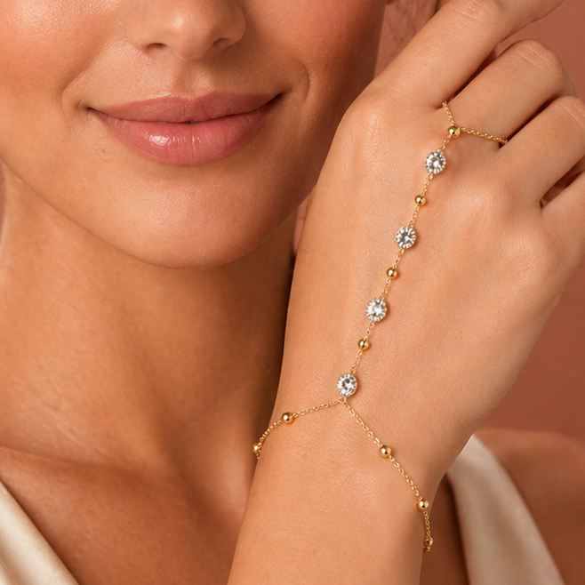 Hand Chain Daisy Sparkle