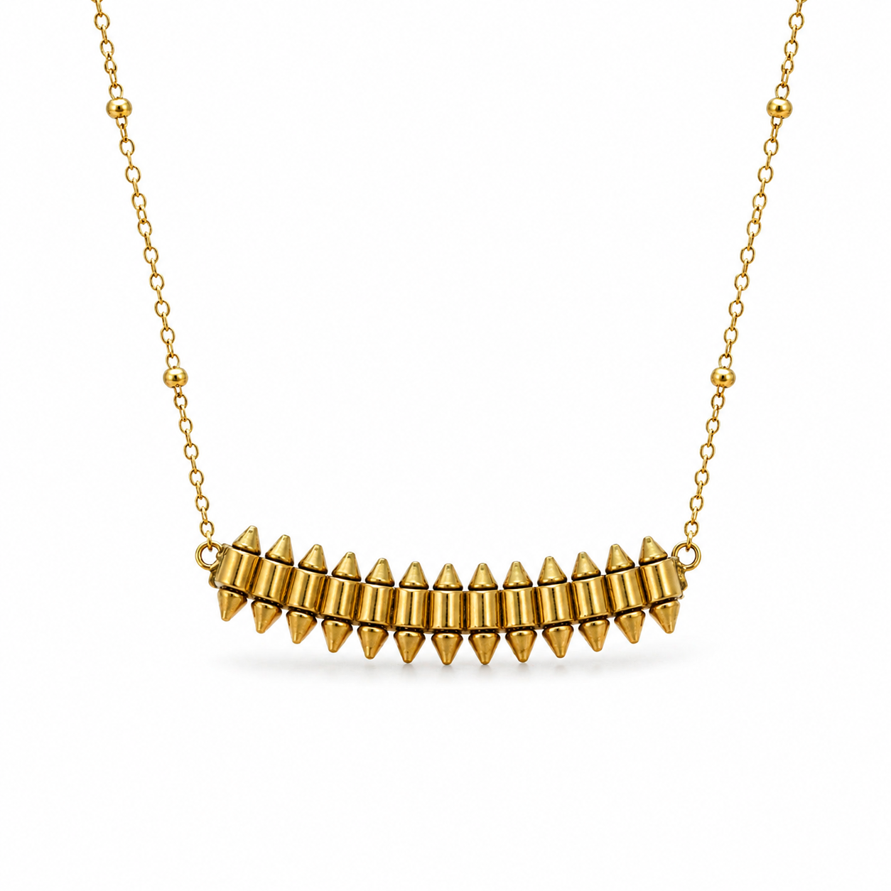 Collier clash